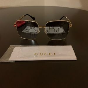 Gucci sunglasses